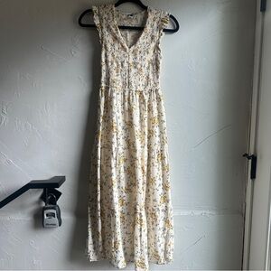 Old Navy Smocked Tiered Maxi Dress Ditsy Mini Yellow Flowers Sz XS‎ Cottagecore